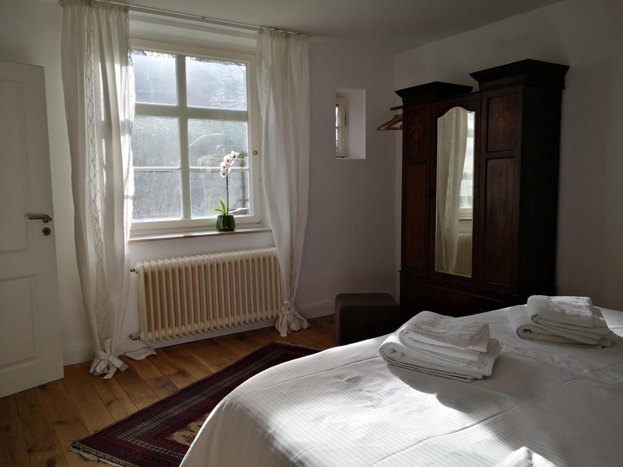 Hotel Fünf Giebel Eck in der Freiheit am Ruhrtalradweg Wetter  Zimmer foto