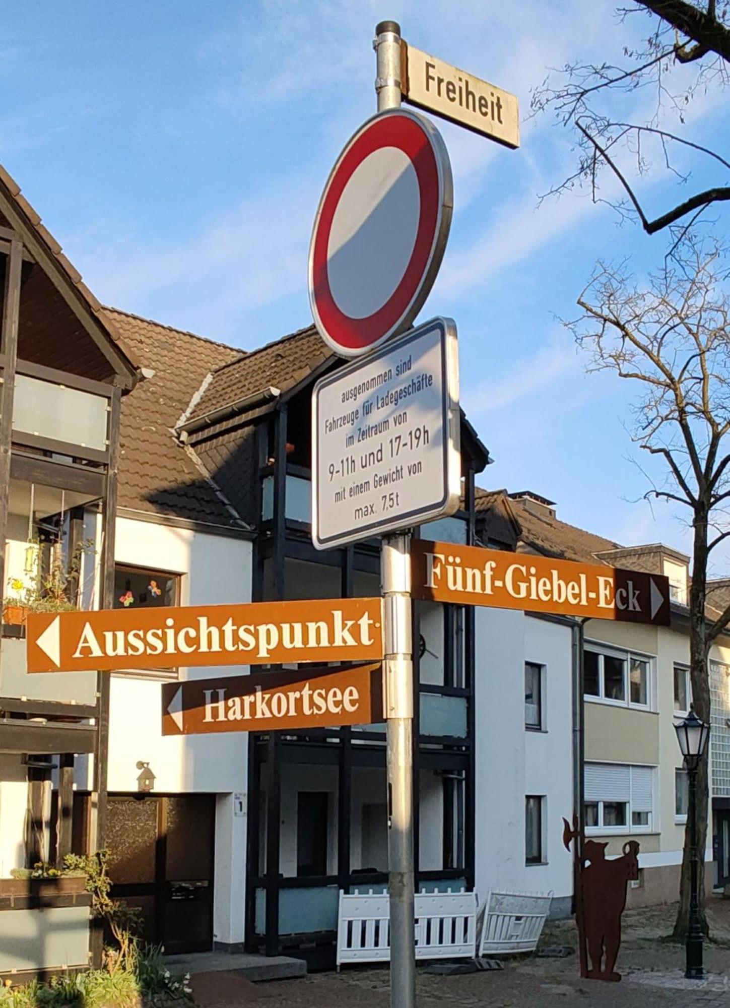 Hotel Fünf Giebel Eck in der Freiheit am Ruhrtalradweg Wetter  Exterior foto