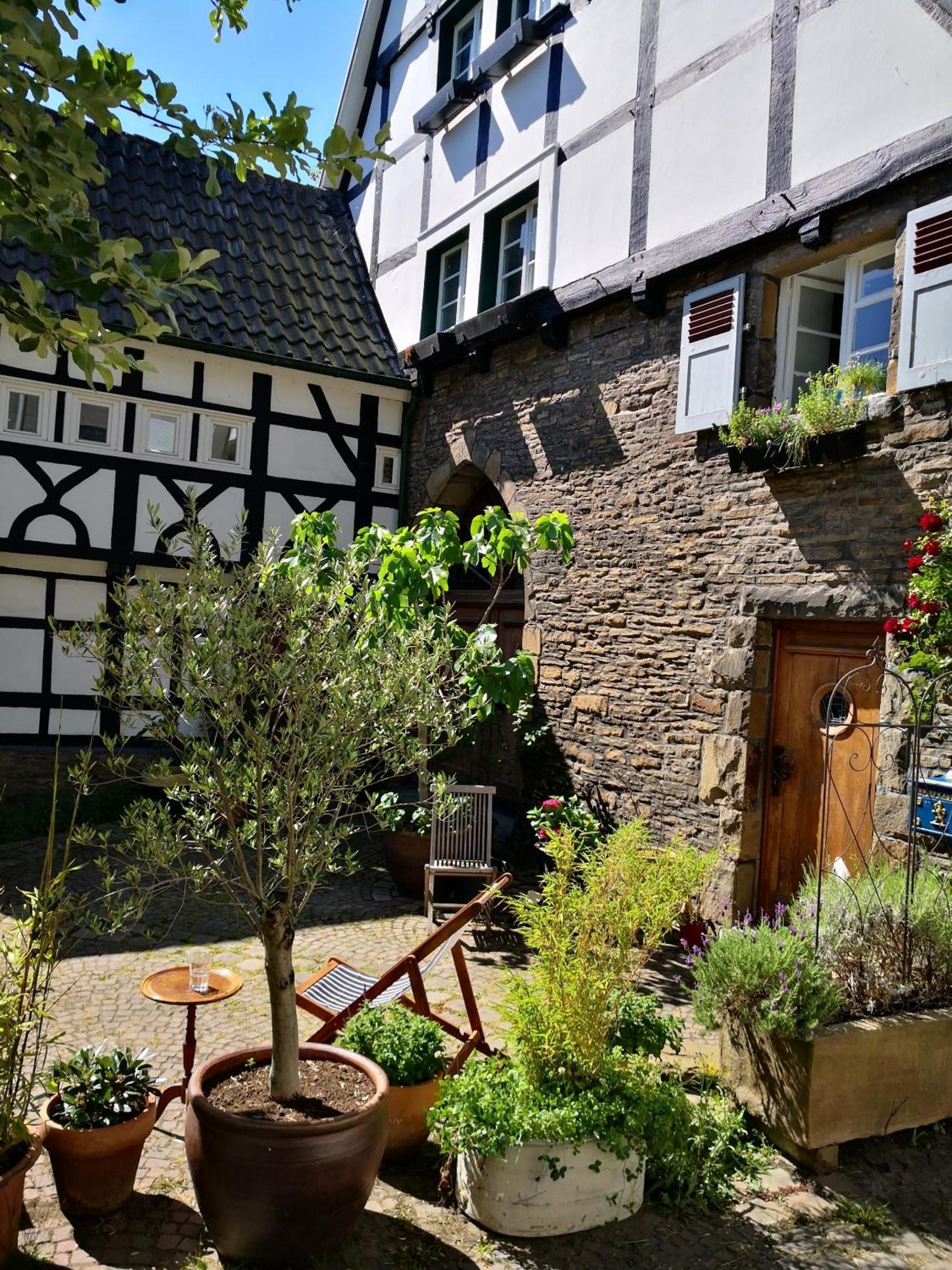 Hotel Fünf Giebel Eck in der Freiheit am Ruhrtalradweg Wetter  Exterior foto
