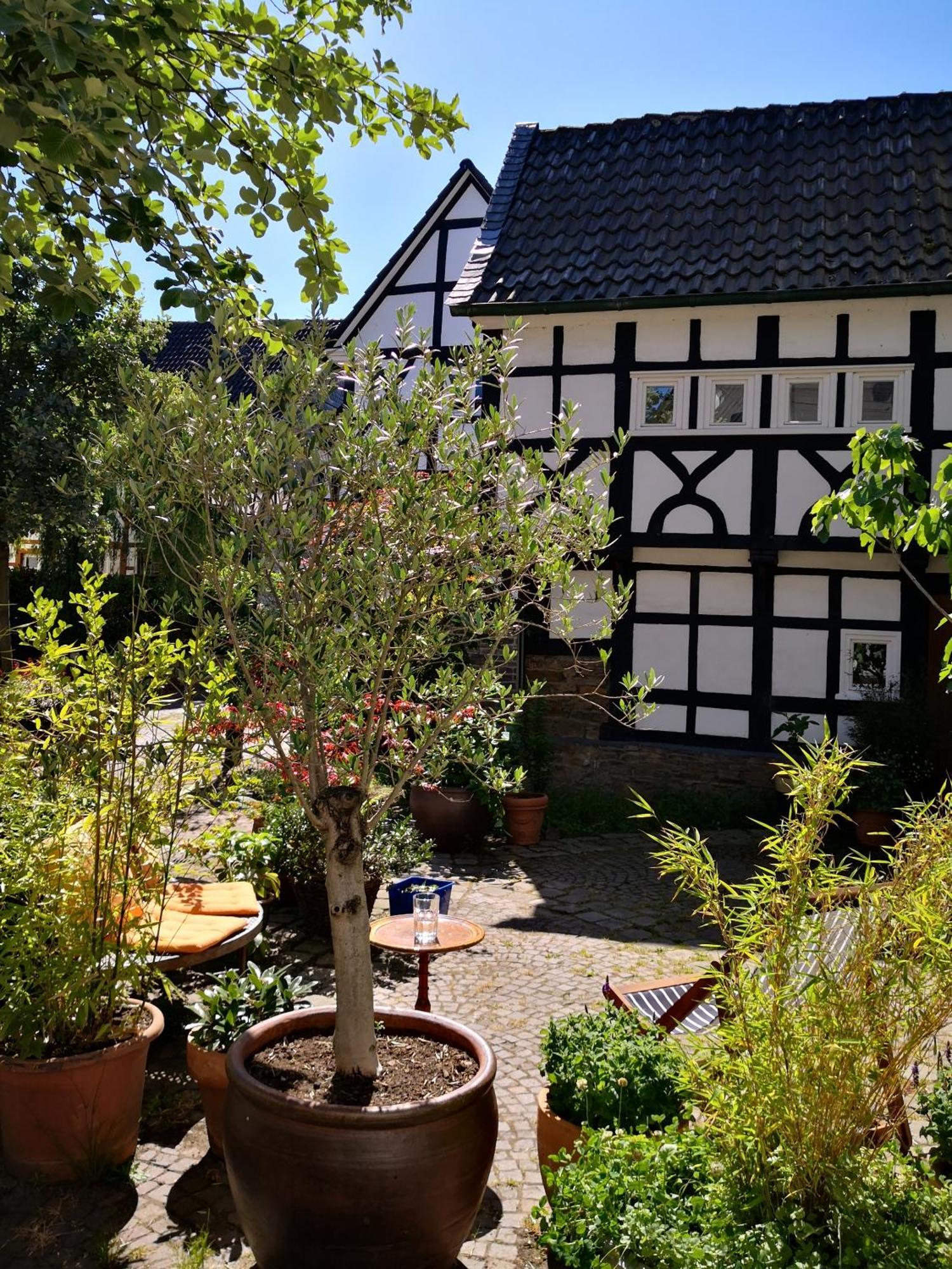 Hotel Fünf Giebel Eck in der Freiheit am Ruhrtalradweg Wetter  Exterior foto